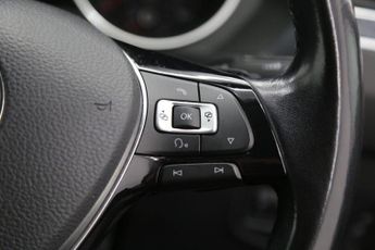 Volkswagen Tiguan 2.0 TDI BlueMotion Tech SE Navigation DSG 4Motion Euro 6 (s/s) 5
