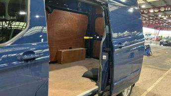 Ford Transit Custom AUTO LWB L2H2 High Roof Limited 320 Air Con Alloys Sensors EURO 