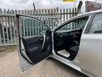 Toyota Auris ICON VVT-I