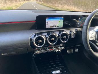 Mercedes-Benz A Class A200 D AMG Line Diesel Auto REVERSE CAM/SAT NAV/DIGITAL DASH