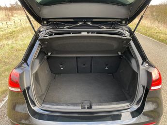 Mercedes-Benz A Class A200 D AMG Line Diesel Auto REVERSE CAM/SAT NAV/DIGITAL DASH