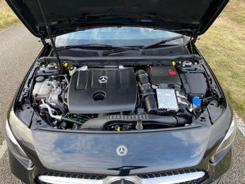Mercedes-Benz A Class A200 D AMG Line Diesel Auto REVERSE CAM/SAT NAV/DIGITAL DASH
