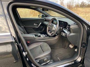 Mercedes-Benz A Class A200 D AMG Line Diesel Auto REVERSE CAM/SAT NAV/DIGITAL DASH