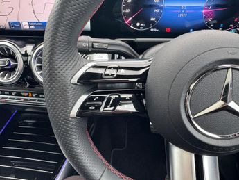 Mercedes-Benz GLA Class GLA 220D 4M AMG Line Premium Plus Auto Diesel PAN ROOF/MEMORY SE
