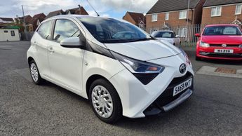 Toyota Aygo VVT-I X-PLAY X-SHIFT