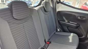 Toyota Aygo VVT-I X-PLAY X-SHIFT