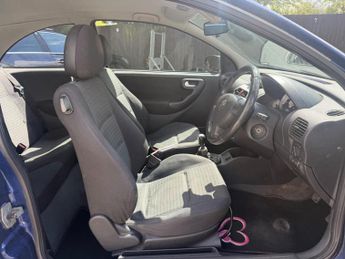 Vauxhall Corsa 1.2i 16v SXi 3dr