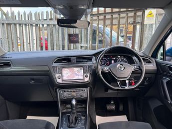Volkswagen Tiguan SEL TDI BLUEMOTION TECHNOLOGY DSG
