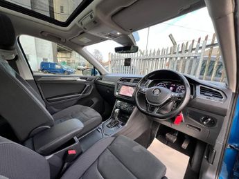Volkswagen Tiguan SEL TDI BLUEMOTION TECHNOLOGY DSG