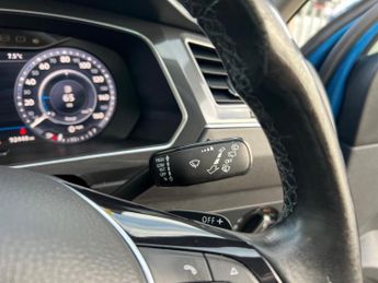 Volkswagen Tiguan SEL TDI BLUEMOTION TECHNOLOGY DSG