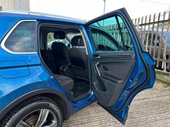 Volkswagen Tiguan SEL TDI BLUEMOTION TECHNOLOGY DSG