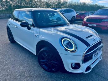 Mini Hatch 2.0 Cooper S Sport Steptronic Euro 6 (s/s) 3dr