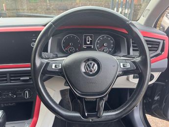 Volkswagen Polo 1.0 TSI BEATS DSG AUTOMATIC