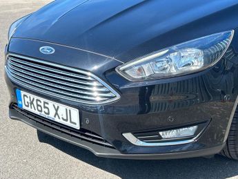 Ford Focus TITANIUM REVERSING CAMERA £20 ROAD TAX
