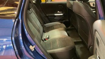 Mercedes-Benz EQA EQA 300 4Matic AMG Line Premium Plus Auto Electric 66 KWH PAN RO