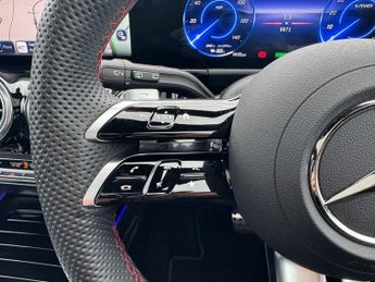 Mercedes-Benz EQA EQA 300 4Matic AMG Line Premium Plus Auto Electric 66 KWH PAN RO