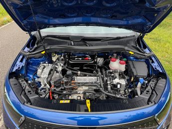 Mercedes-Benz EQA EQA 300 4Matic AMG Line Premium Plus Auto Electric 66 KWH PAN RO