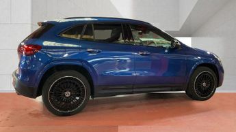 Mercedes-Benz EQA EQA 300 4Matic AMG Line Premium Plus Auto Electric 66 KWH PAN RO