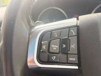 Land Rover Discovery Sport TD4 HSE BLACK