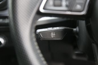 Audi Q2 1.6 TDI 30 S line S Tronic Euro 6 (s/s) 5dr