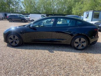 Tesla Model 3 Standard Range Plus Auto RWD 4dr