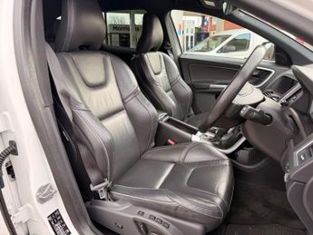 Volvo XC60 D4 R-DESIGN LUX NAV AWD