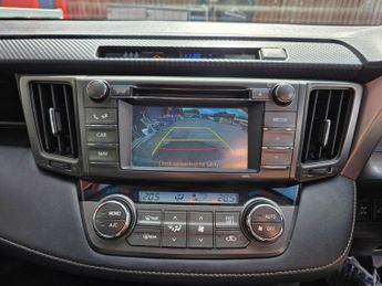 Toyota Rav 4 VVT-I INVINCIBLE Auto