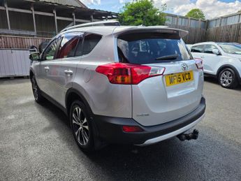 Toyota Rav 4 VVT-I INVINCIBLE Auto