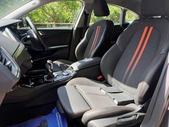 Mercedes-Benz A Class 2.0 A250 AMG Line 7G-DCT Euro 6 (s/s) 5dr