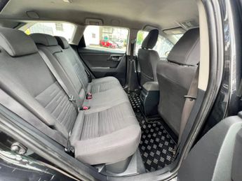 Toyota Auris VVTI BUSINESS EDITION TOURING SPORTS TSS