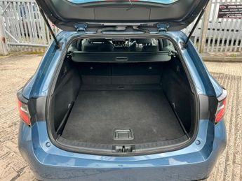 Toyota Corolla ICON TECH