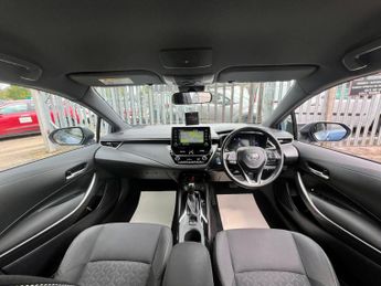 Toyota Corolla ICON TECH