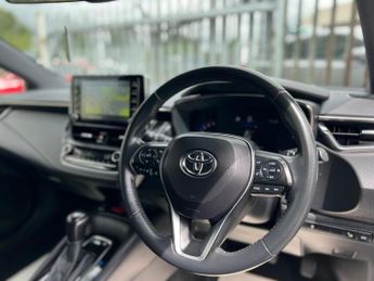 Toyota Corolla ICON TECH