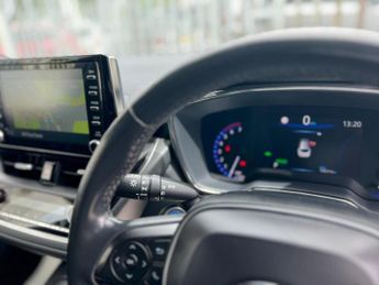 Toyota Corolla ICON TECH