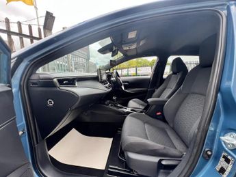 Toyota Corolla ICON TECH