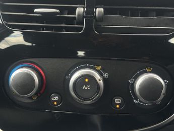Renault Clio 0.9 TCe Dynamique MediaNav Euro 5 (s/s) 5dr
