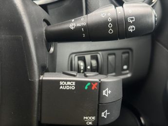 Renault Clio 0.9 TCe Dynamique MediaNav Euro 5 (s/s) 5dr