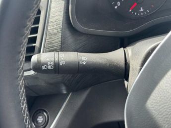Renault Trafic Crew Cab AUTO LWB L2H1 Low Roof Sport LI30 Air Con Nav EURO 6