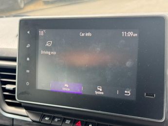 Renault Trafic Crew Cab AUTO LWB L2H1 Low Roof Sport LI30 Air Con Nav EURO 6