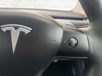 Tesla Model 3 (Dual Motor) Performance Auto 4WDE 4dr (Performance Upgrade)
