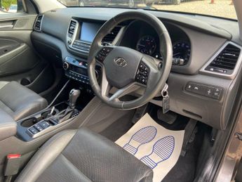 Hyundai TUCSON 1.7 CRDi Blue Drive Sport Edition DCT Euro 6 (s/s) 5dr