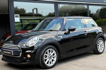 MINI Hatch Cooper 1.5 Petrol Manual Chili Media XL 3 dr - SAT NAV - LEATHER