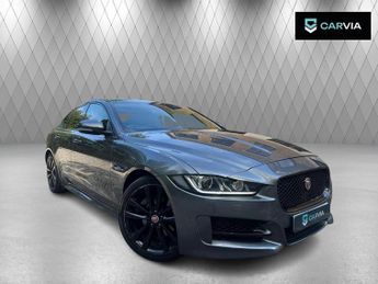 Jaguar XE D R-SPORT