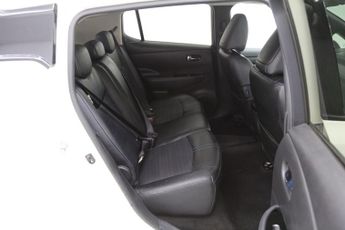 Nissan LEAF 40kWh N-Connecta Auto 5dr