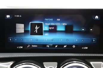 Mercedes-Benz CLA Class 1.3 CLA200 AMG Line (Premium) Coupe 7G-DCT Euro 6 (s/s) 4dr