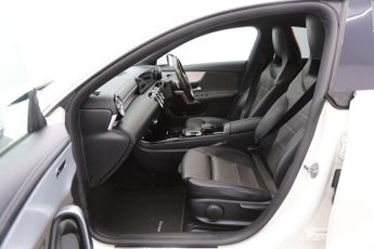 Mercedes-Benz CLA Class 1.3 CLA200 AMG Line (Premium) Coupe 7G-DCT Euro 6 (s/s) 4dr