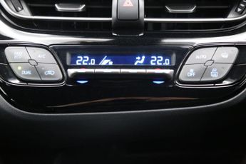 Toyota C-HR 1.8 VVT-h Icon CVT Euro 6 (s/s) 5dr