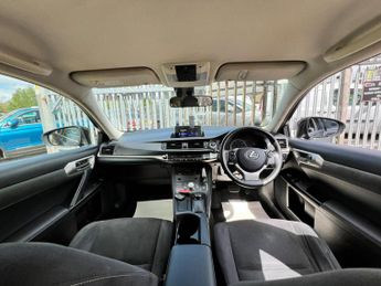 Lexus CT 200H SE