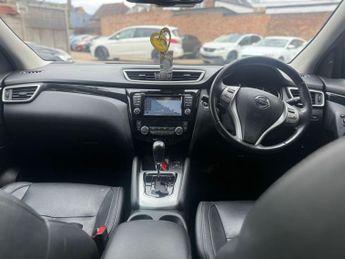 Nissan Qashqai 1.2 DIG-T Tekna SUV 5dr Petrol XTRON 2WD Euro 6