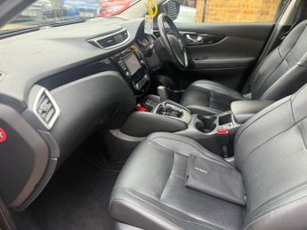 Nissan Qashqai 1.2 DIG-T Tekna SUV 5dr Petrol XTRON 2WD Euro 6